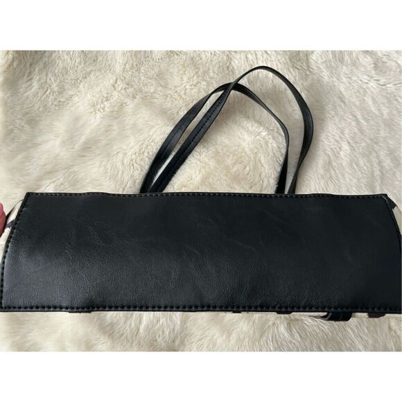 Relic Swan Heart Tote Bag Faux Leather - Picture 12 of 12